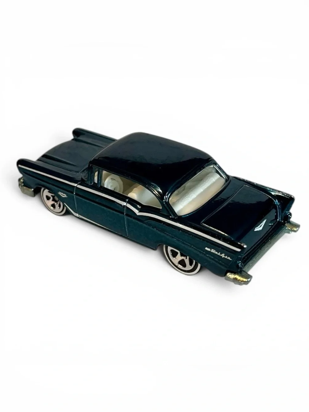 Hot Wheels Classics Series 1 1957 Chevy Bel Air blue spectraflame